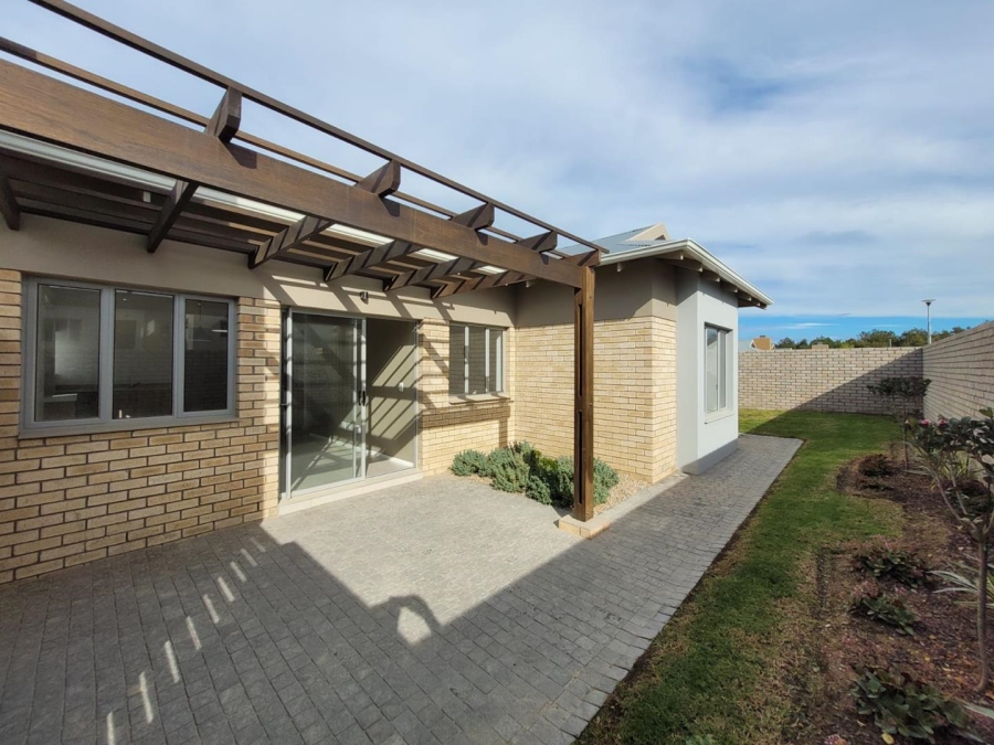 3 Bedroom Property for Sale in Mooikloof Country Estate Western Cape